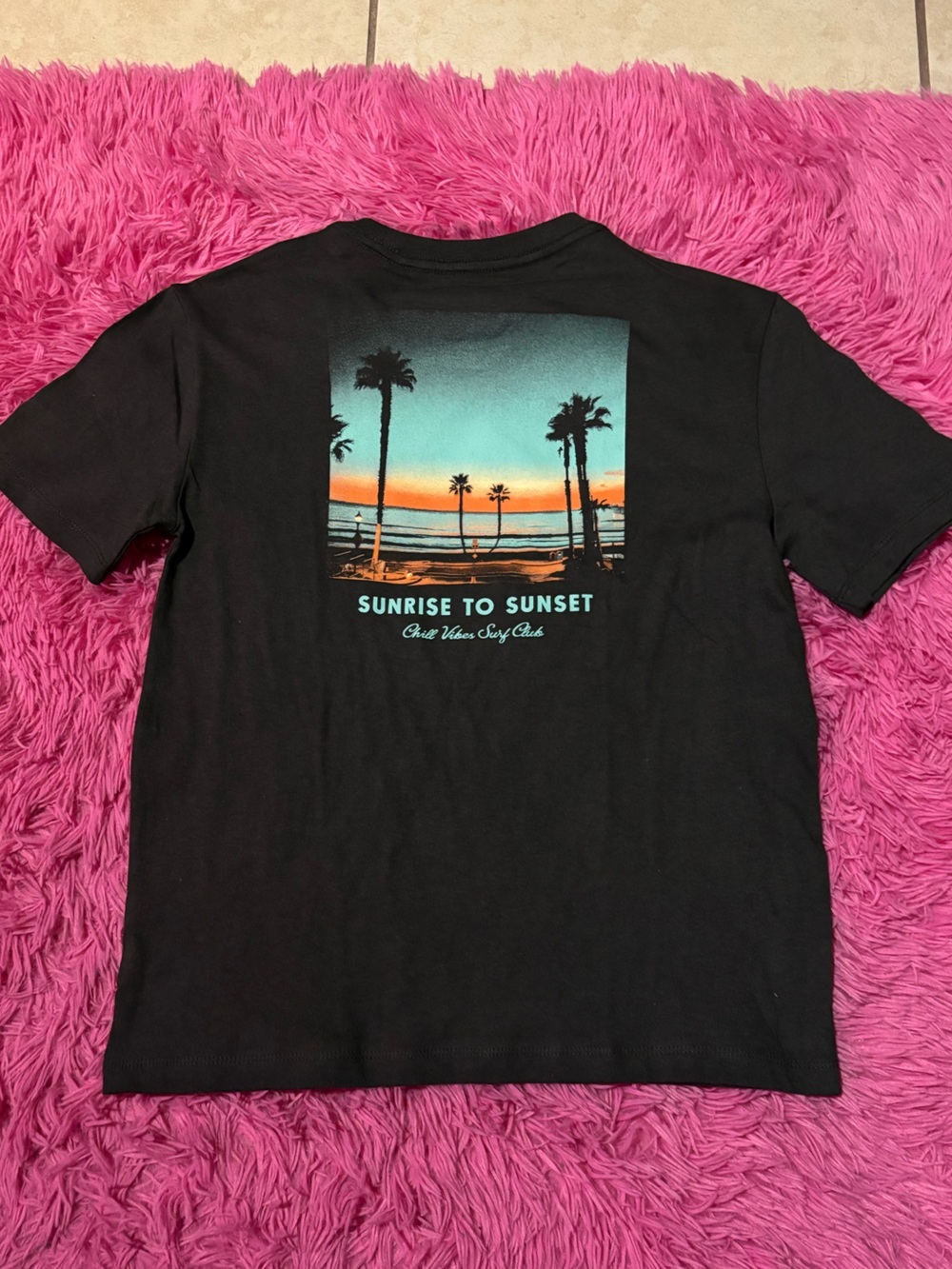 Old Navy Charcoal Graphic Tee with Turquoise and Orange Sunset
